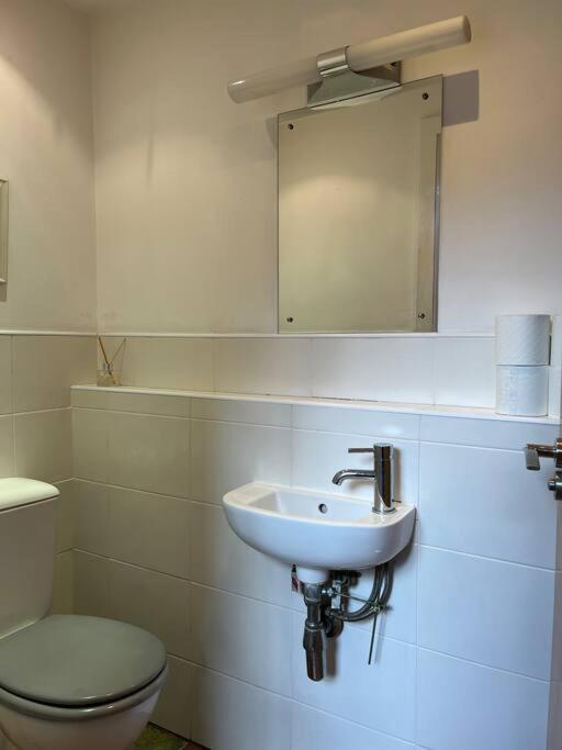 Gorgeous 2 Bed Loft Style Apartment Μάντσεστερ Εξωτερικό φωτογραφία