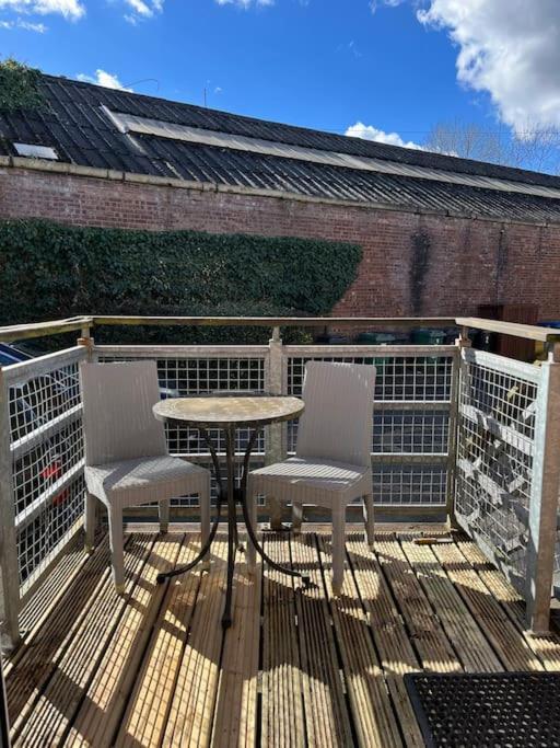 Gorgeous 2 Bed Loft Style Apartment Μάντσεστερ Εξωτερικό φωτογραφία